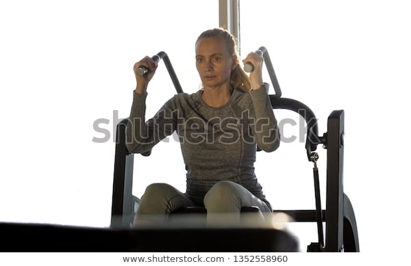 woman-middle-age-working-out-600w-1352558960.jpg