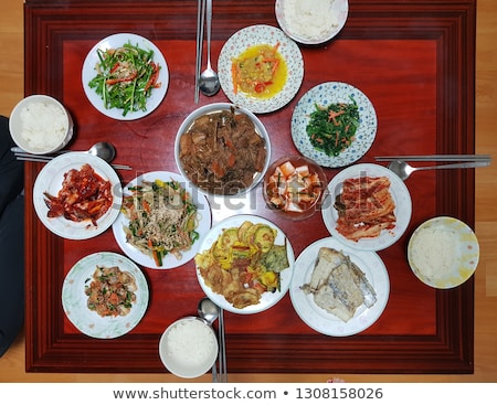 traditional-korean-dinner-table-450w-1308158026.jpg