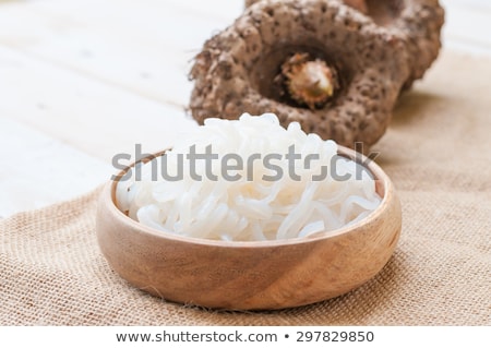 shirataki-noodle-konjac-on-white-450w-297829850.jpg