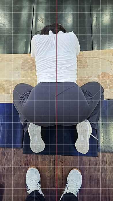 마포 헬스장 PT 사례 | 27세 여성 회원님 디스크 재발 후 몸 휘는 증상 자가 교정 케이스 - 4 - 20261011174413